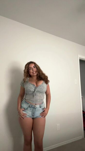 Full leaked Diva mira/ private onlyfans photo