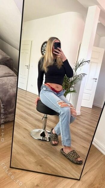 Full leaked Sofielovely page private onlyfans photo