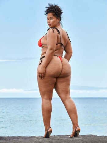 Tabria Majors