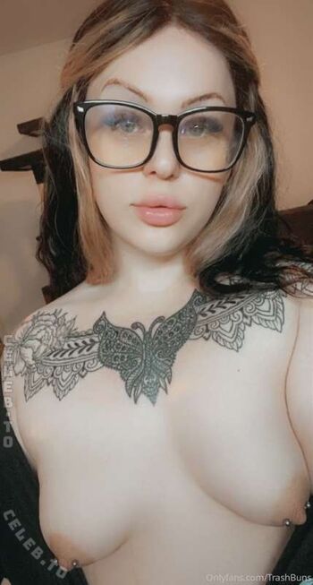 Full leaked Trashbuns private onlyfans photo