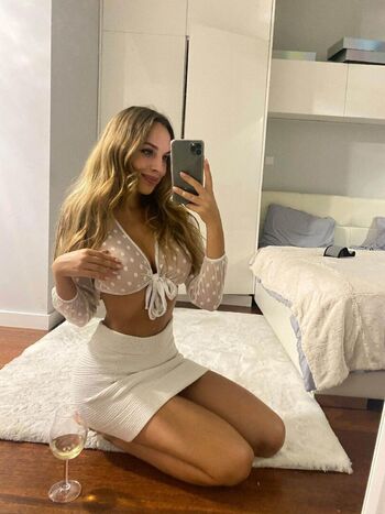 Full leaked Veronicabielik private onlyfans photo