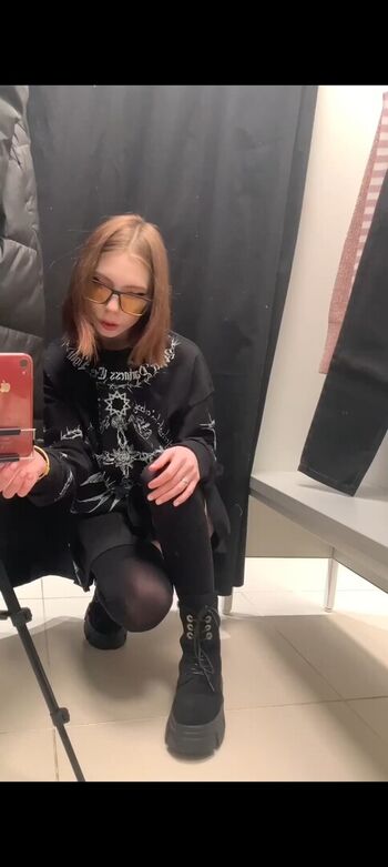 Full leaked Isabella / private onlyfans photo