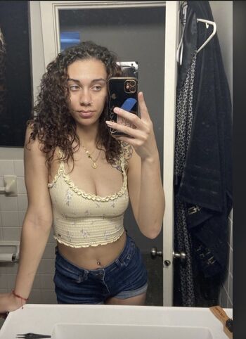 Full leaked Claire molin/ private onlyfans photo
