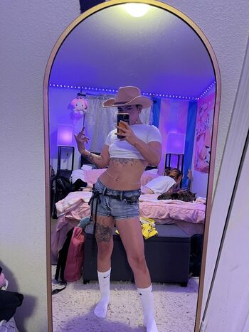 Full leaked Whosluxxx private onlyfans photo