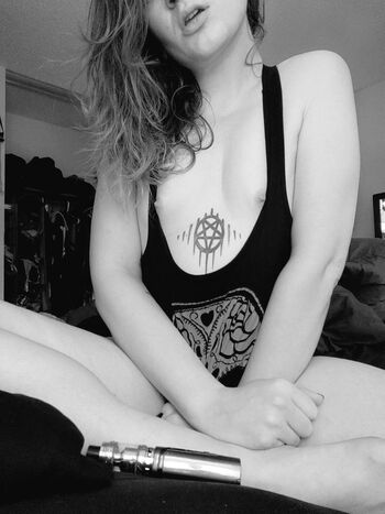 Full leaked Wreckmyshit private onlyfans photo