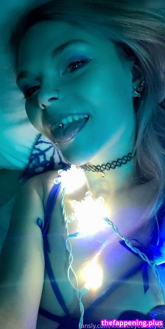 xxblueeyedkittyxx Φωτογραφία Γυμνών OnlyFans #10